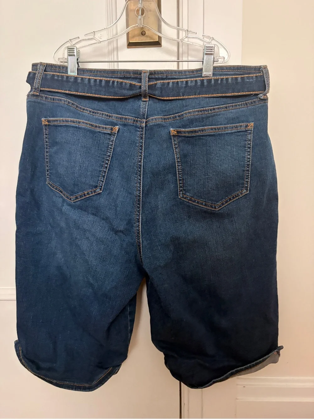 Gloria Vanderbilt high waisted